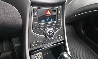 Hyundai Avante 2015, 113086 км, за 3778.5 USD - фото 16