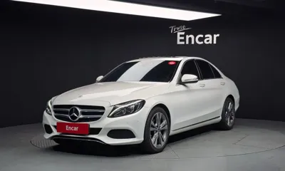 Mercedes-Benz C-Class · 2018 год