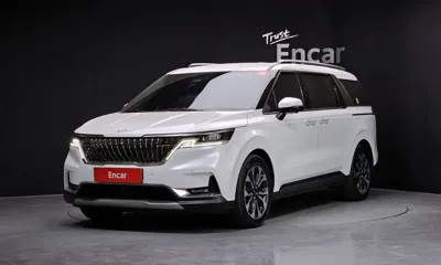 Kia Canival · 2023 год