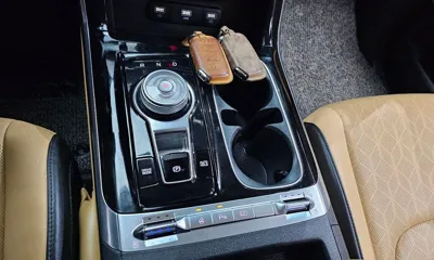 Kia Canival 2023, 99158 км, за 16716.22 USD - фото 9