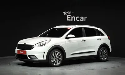 Kia Niro · 2017 год
