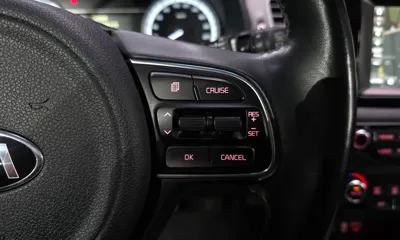 Kia Niro 2017, 122651 км, за 7198.58 USD - фото 18