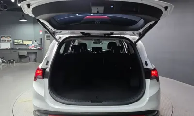 Hyundai Santafe 2021, 56948 км, за 18971.46 USD - фото 20