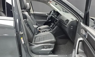 Volkswagen Tiguan 2018, 102457 км, за 14006.52 USD - фото 29