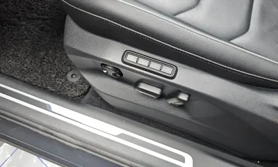 Volkswagen Tiguan 2018, 102457 км, за 14006.52 USD - фото 32