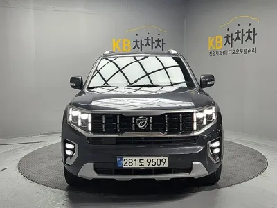 Kia Mohave 2021, 110085 км, за 19692.79 USD