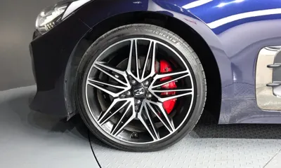 Kia Stinger 2021, 171688 км, за 13615.64 USD