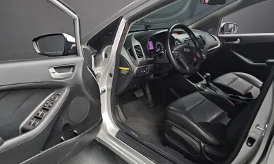 Kia K3 2014, 80869 км, за 4037.25 USD - фото 11