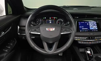 Cadillac XT4 2023, 30654 км, за 23778.51 USD - фото 13