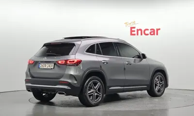 Mercedes-Benz GLA-Class 2020, 57045 км, за 17657.87 USD
