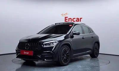 Mercedes-Benz GLA-Class · 2023 год