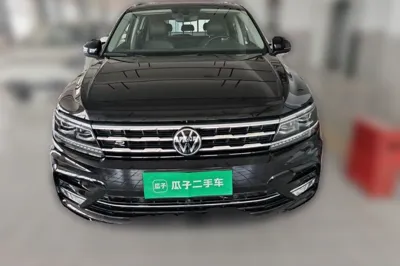 Volkswagen Tiguan L 2021, 61900 км, за 16190 USD