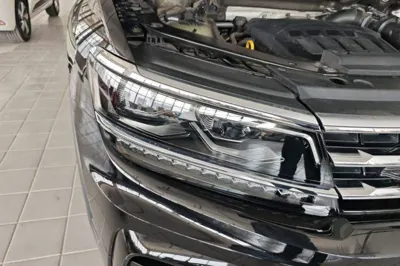 Volkswagen Tiguan L 2021, 61900 км, за 16190 USD - фото 7