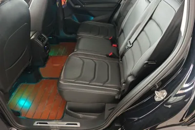 Volkswagen Tiguan L 2021, 61900 км, за 16190 USD - фото 17