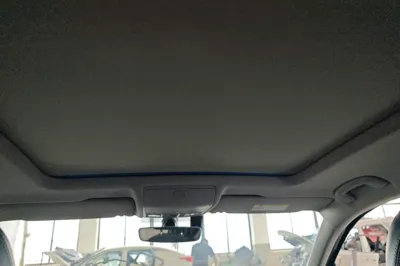 Volkswagen Tiguan L 2021, 61900 км, за 16190 USD - фото 18