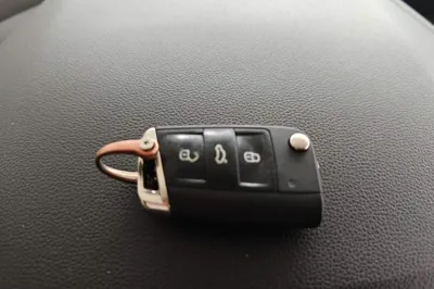 Volkswagen Tiguan L 2021, 61900 км, за 16190 USD - фото 20