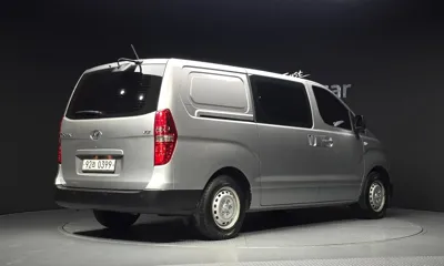 Hyundai Starex 2019, 174226 км, за 7358.21 USD