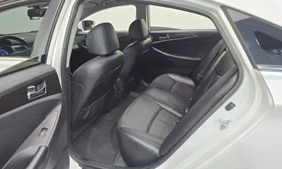Hyundai Sonata 2013, 132802 км, за 3583.06 USD - фото 20
