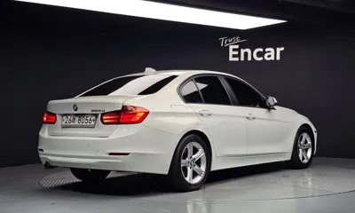 BMW 3-Series 2012, 194371 км, за 2855.84 USD