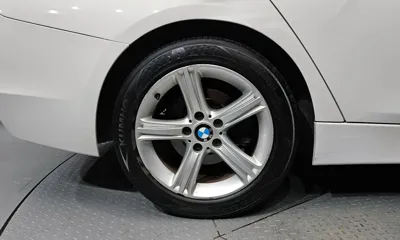 BMW 3-Series 2012, 194371 км, за 2855.84 USD
