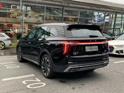 Hongqi Hongqi HS7 PHEV 2024, 10000 км, за 20129.1 USD
