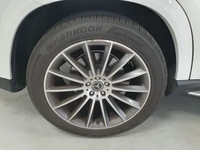 Mercedes-Benz GLE-Class 2023, 15256 км, за 66732.73 USD