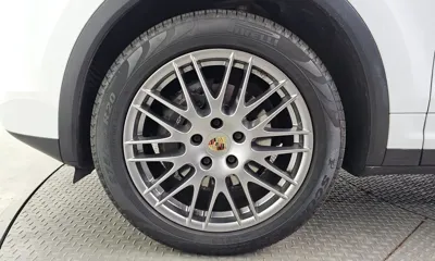Porsche Cayenne 2016, 141109 км, за 17723.51 USD