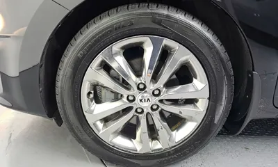 Kia Canival 2017, 131859 км, за 8259 USD