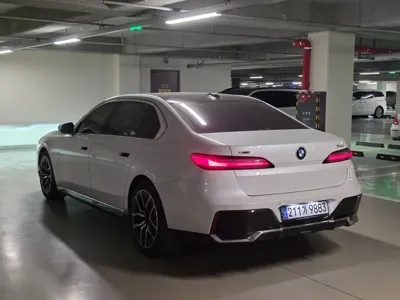 BMW 7-Series 2025, 40544 км, за 78744.91 USD