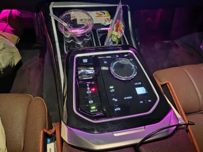 BMW 7-Series 2025, 40544 км, за 78744.91 USD - фото 11