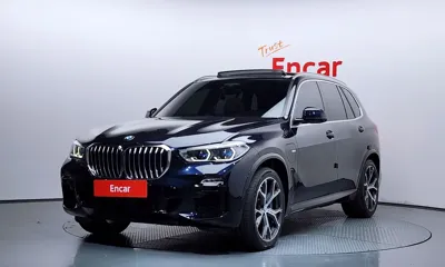 BMW X5 · 2021 год