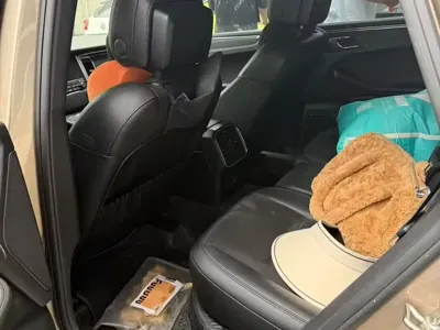Porsche Macan 2018, 122000 км, за 19099.1 USD