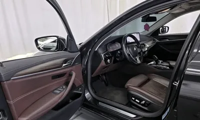 BMW 5-Series 2021, 76862 км, за 24238.04 USD - фото 10