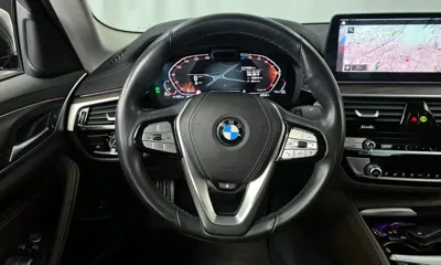 BMW 5-Series 2021, 76862 км, за 24238.04 USD - фото 13