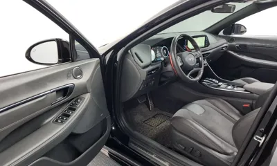 Hyundai Sonata 2022, 131733 км, за 12137.32 USD - фото 10