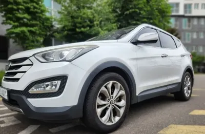 Hyundai Santafe 2014, 147354 км, за 5534.93 USD