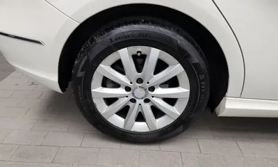 Mercedes-Benz B-Class 2015, 130600 км, за 4569.53 USD