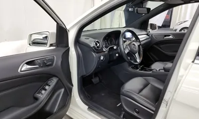 Mercedes-Benz B-Class 2015, 130600 км, за 4569.53 USD - фото 10