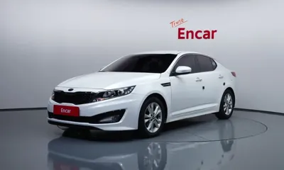 Kia K5 · 2011 год