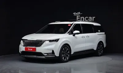 Kia Canival · 2023 год
