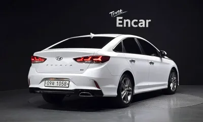 Hyundai Sonata 2018, 75304 км, за 9452.68 USD