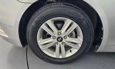 Hyundai Sonata 2013, 24843 км, за 3908.8 USD