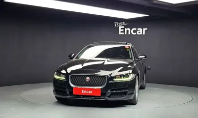 Jaguar XE 2018, 97376 км, за 5185.77 USD