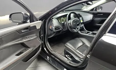 Jaguar XE 2018, 97376 км, за 5185.77 USD - фото 11