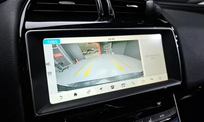 Jaguar XE 2018, 97376 км, за 5185.77 USD - фото 15