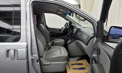 Hyundai Starex 2017, 84015 км, за 11093.61 USD - фото 11