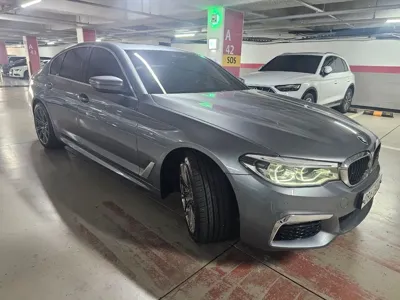 BMW 5-Series 2019, 89000 км, за 18851.97 USD