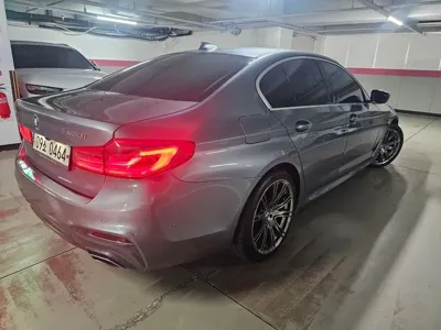 BMW 5-Series 2019, 89000 км, за 18851.97 USD