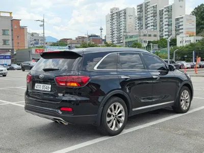 Kia Sorento 2018, 129073 км, за 11105.24 USD