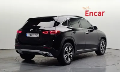 Mercedes-Benz GLA-Class 2021, 101591 км, за 16848.36 USD